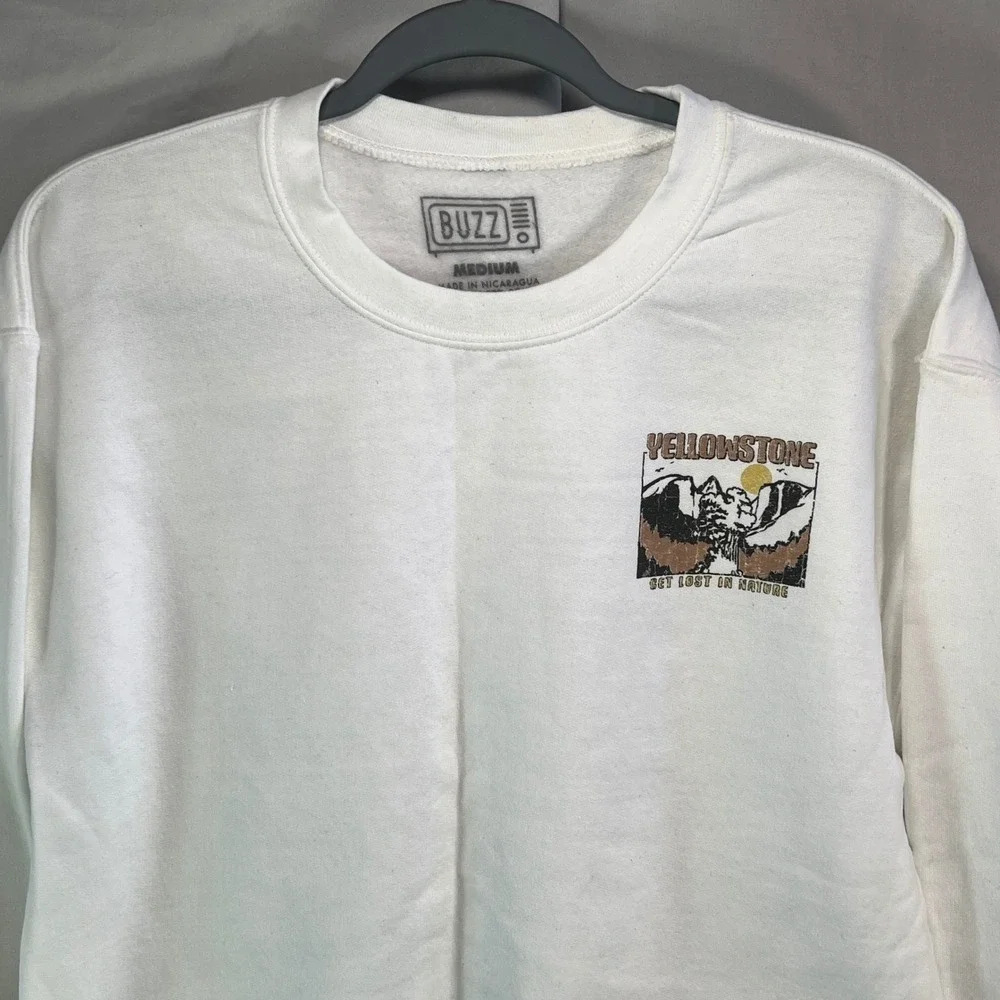 Yellowstone Graphic Sweatshirt M Get Lost in Nature Retro Outdoors Cozy Pullover - Picture 3 of 9